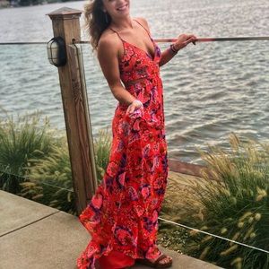 Beautiful maxi dress size small